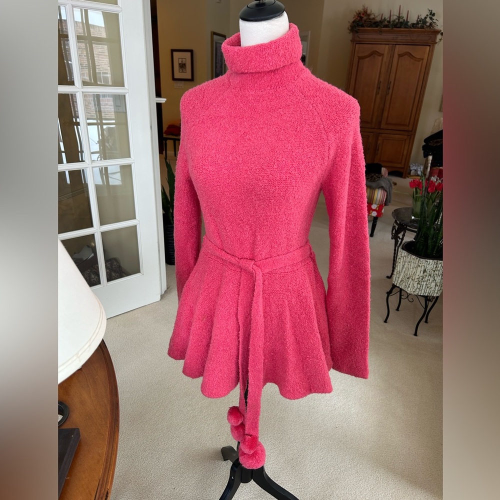 Moda International Vibrant Pink Knit Sweater size L.   NWOT - Picture 2 of 5